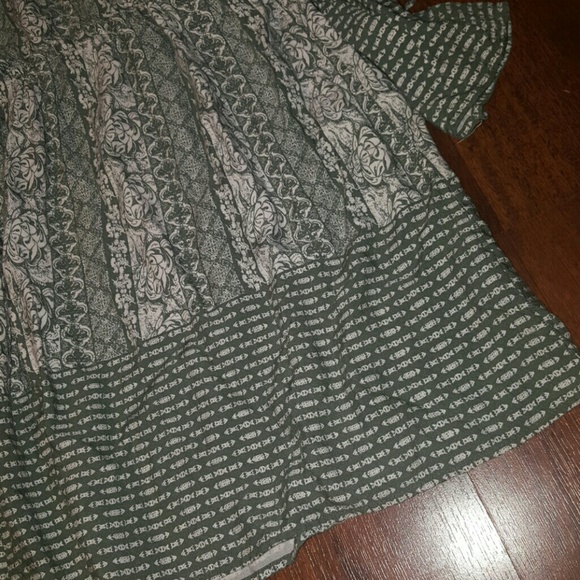 Pink Rose dress - Picture 2 of 4